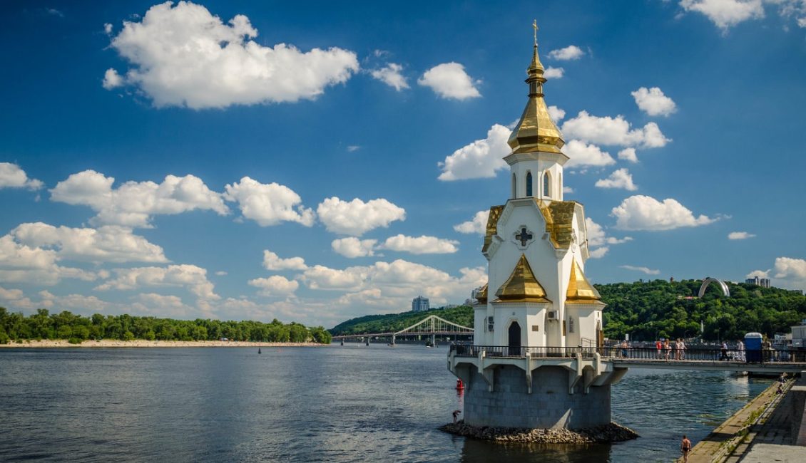 Церква Миколи Чудотворця на воді
