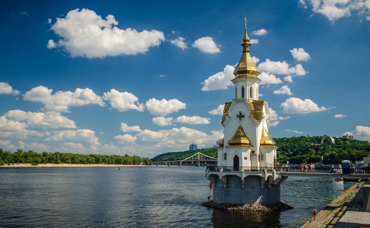 Церква Миколи Чудотворця на воді