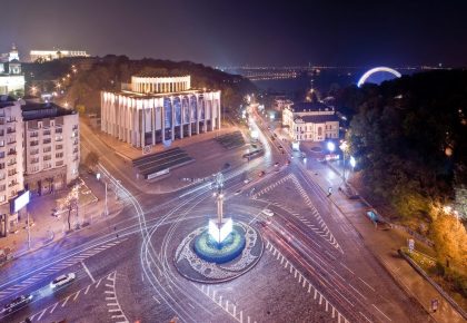 Вид на Європейську площу у вечірній час